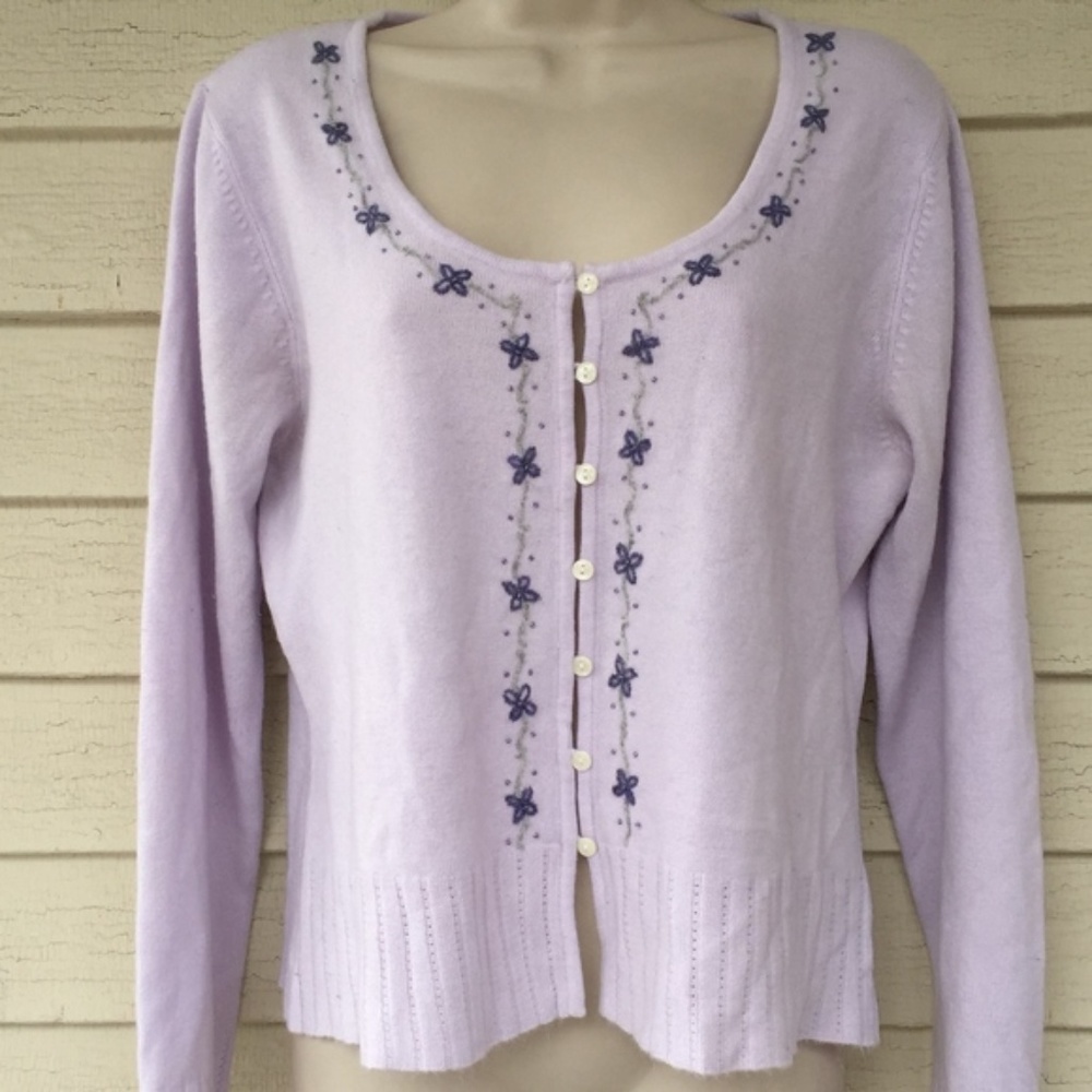 Unique Tommy Hilfiger Lavender Sweater Size S